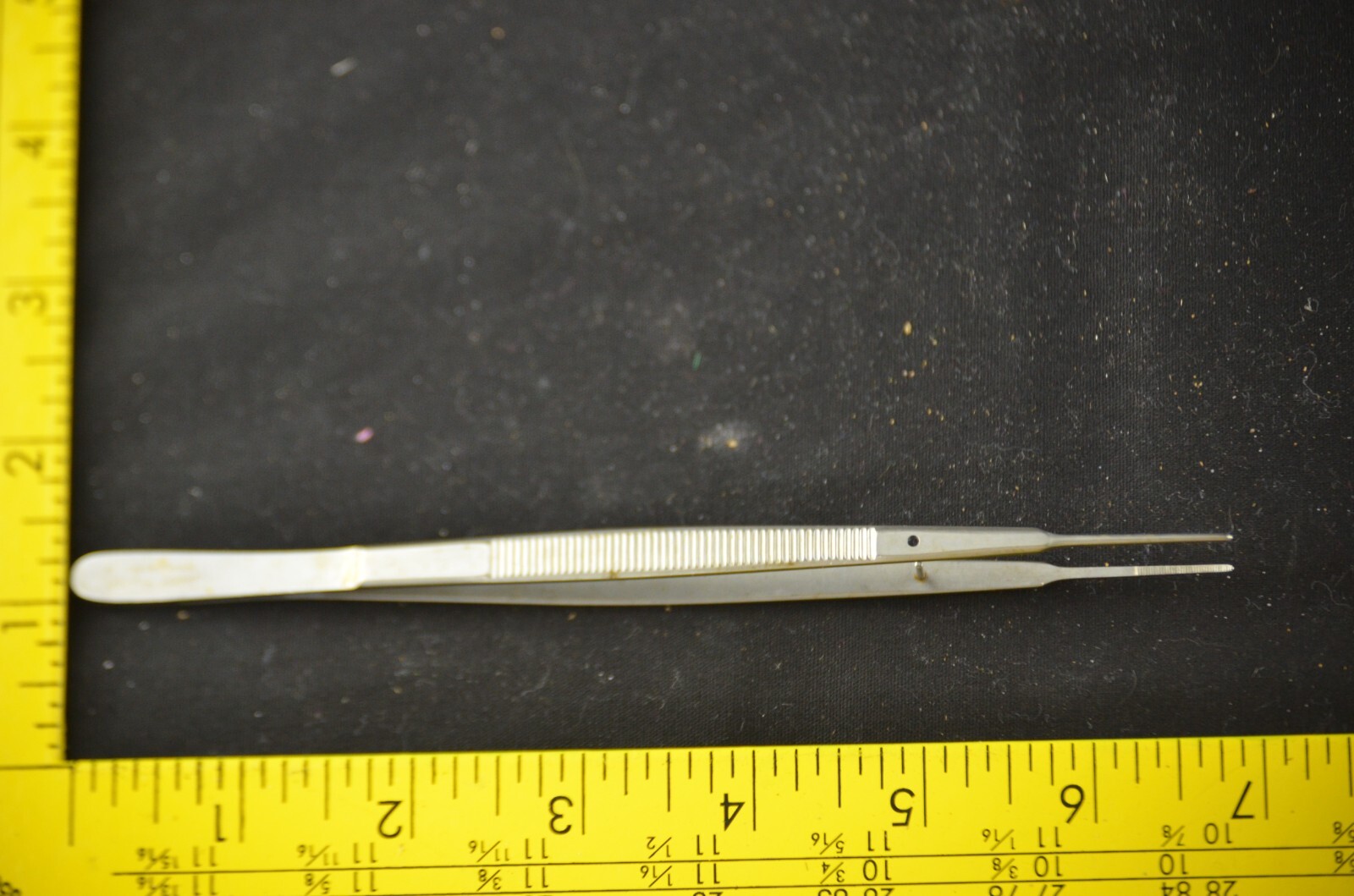 Jarit 285-120 GERALD Dressing Forceps narrow tips 7˝ (17.8cm) straight