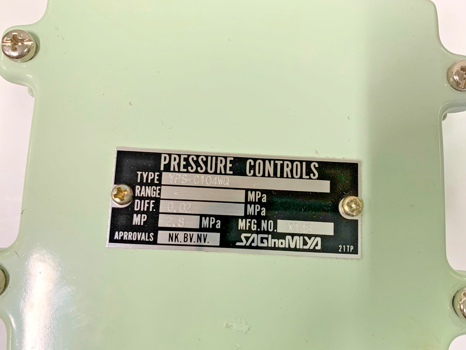 SAGINOMIYA Differential Pressure Switch YPS-C104WQ 0.02~0.3 Mpa Diff 0.02 MPA