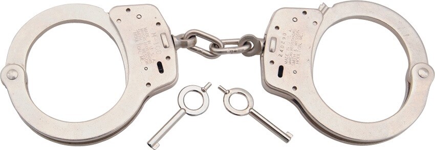 Smith & Wesson S&W Nickel Silver Finish Handcuffs 2 Keys Model 100