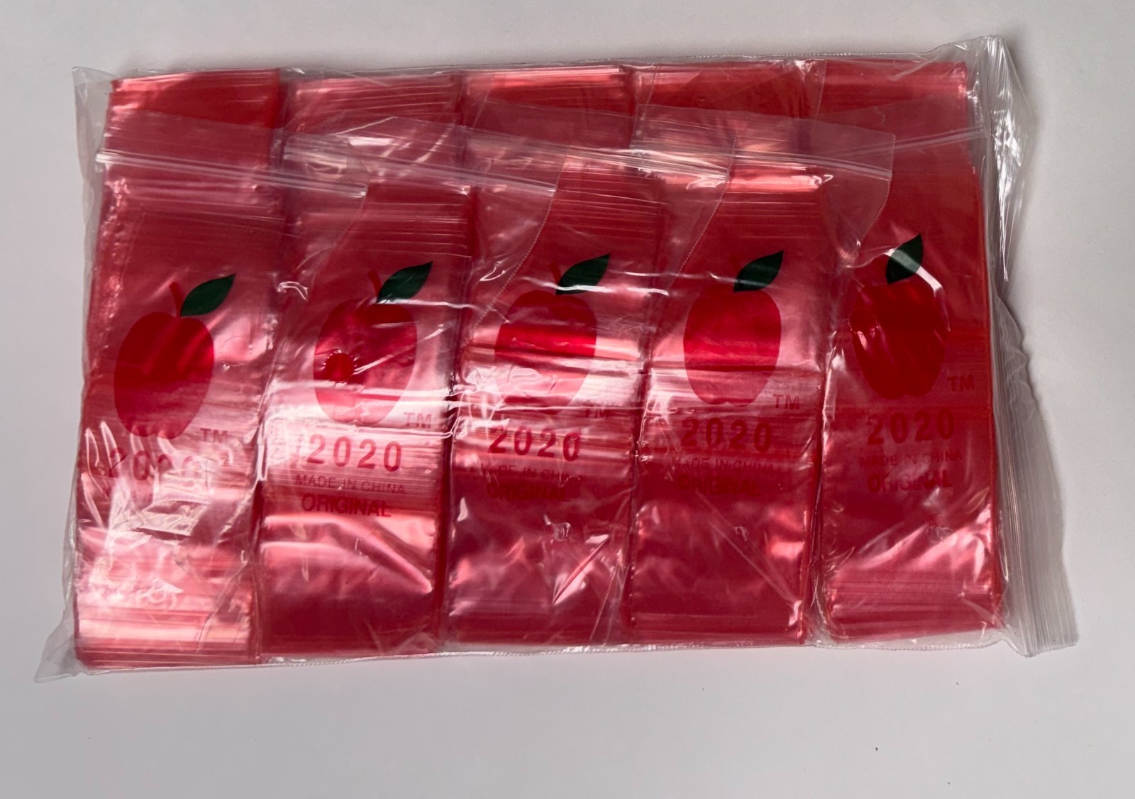 Apple Mini Zip Resealable Bags 2″ x 2″ Red Baggies 2020 1000ct. NEW SHIPS FREE