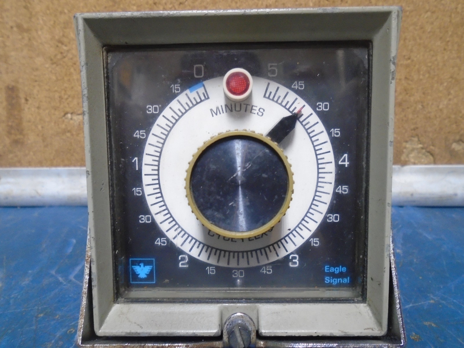 Eagle Signal HP53B601 5 Minute Timer with PDM-48 Mounting Case