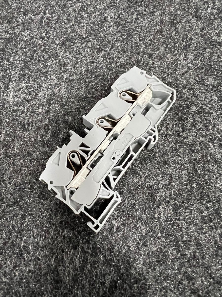 WAGO TOPJOB DIN Rail Mount Terminal Blocks 600V 65A 20-6 AWG Qty 25