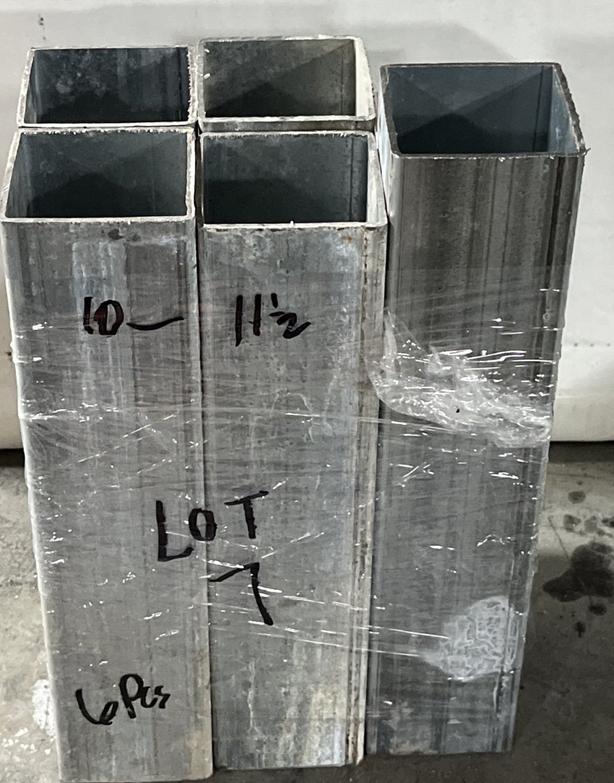 6 Scrap Repair Art 2-1/2″ X 2-1/2” Galvanized Square Tube Cut 9-5/8 10-1/4 Lot 7
