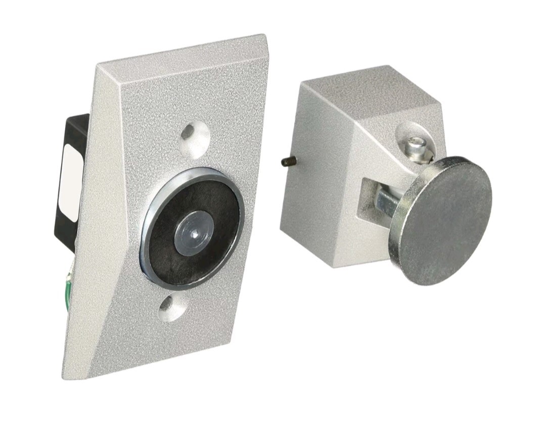 Edwards 1504-AQN5 Electromagnetic Door Holder 24V/120V Flush Mount BRAND NEW