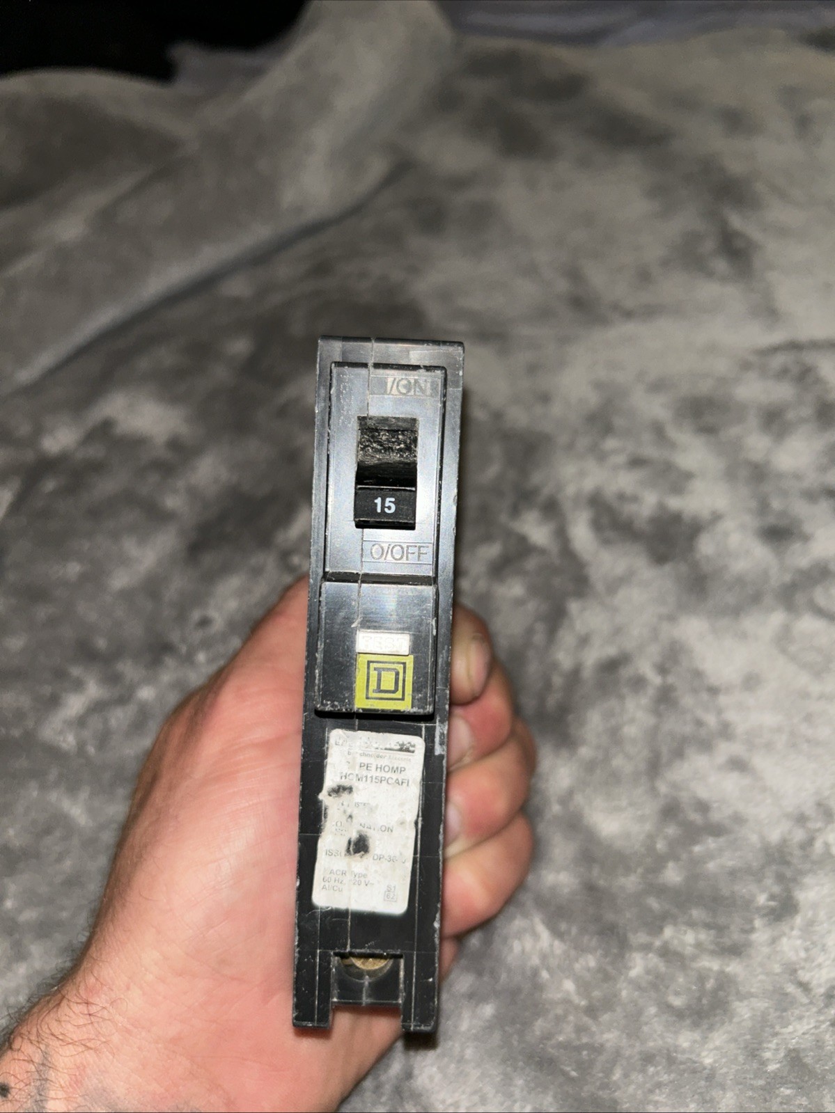 Square D HOM115PCAFI – 1 Pole – 15A – AFCI Combo Circuit Breaker