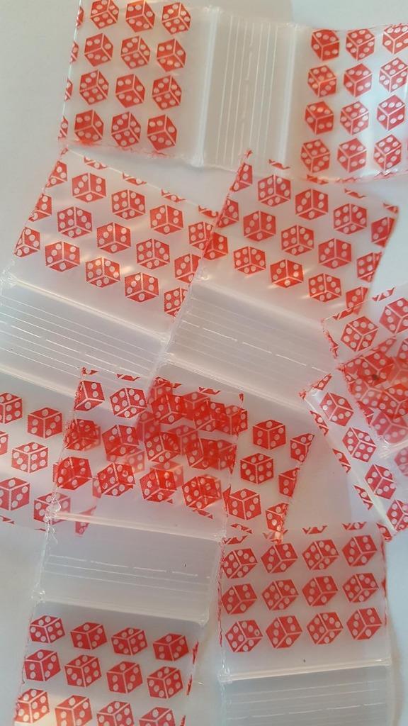 1,000 APPLE BRAND RED DICE DESIGN BAGGIES 12510 2mil ZIP LOCK 1000 1.25″x1″ bags